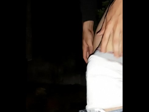 ❤️ Cîranê min xwe avêt ser dîwarê min ê karantînayê Porno li me ️❤